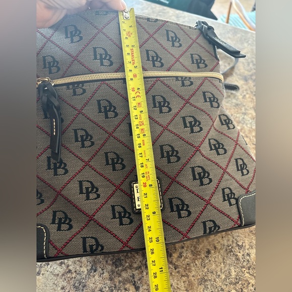 VTG 2000’s Dooney & Bourke Monogrammed Grey/Red Shoulder Crossbody Bag, K9187561 - Picture 9 of 16